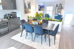 Η κουζίνα ή μικρή κουζίνα στο Waterloo Hub Residences