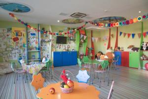 AquaClub GRIFID Hotel Bolero - Ultra All Inclusive & Private Beach gyereksarka