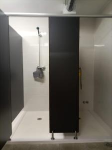 Koupelna v ubytování Albergue Avoa Regina + 29 fotografií