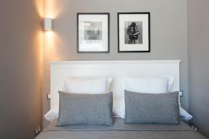 Cama o camas de una habitación en Kare No Apartments by Sitges Group