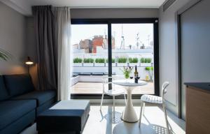 Zona de estar de Kare No Apartments by Sitges Group