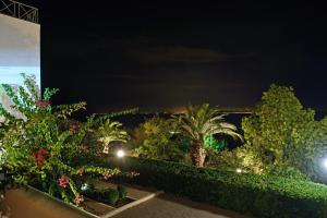 Сад в Melia Sol Art Studios