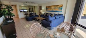 Istumisnurk majutusasutuses Beachfront Resort with Heated Pool Saida Royale 9039