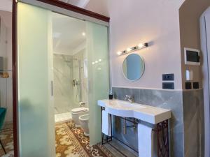Residenze Romano Ristorante & Spa - albergo diffuso - RED的一间浴室