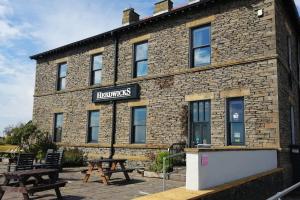 Το κτήριο όπου στεγάζεται  το παραθεριστικό πάρκο