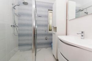 Kúpeľňa v ubytovaní Apartments Tina