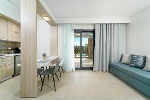 Kuchyň nebo kuchyňský kout v ubytování ANELA RESORT