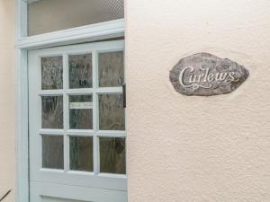 Gallery image of Curlews Cottage in Looe