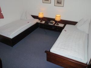 Posteľ alebo postele v izbe v ubytovaní Hotel-Restaurant Moser Pöchlarn