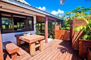 Gallery image of Nevaeh Holiday Home plus Pool in Avarua