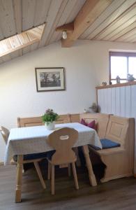 Fotografie z fotogalerie ubytování Ferienwohnung Hein v destinaci Chieming