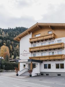 صورة لـ Hotel Vier Jahreszeiten by VAYA في كابرون