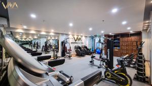 The fitness center and/or fitness facilities at VNAHOMES APARTHOTEL