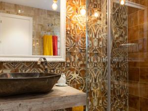 Ένα μπάνιο στο El Rincon de la Buti +30 φωτογραφίες