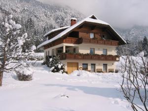 Obiekt Haus Assinger zimą