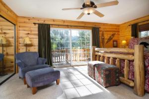 Et opholdsområde på All About Fun-1149 by Big Bear Vacations