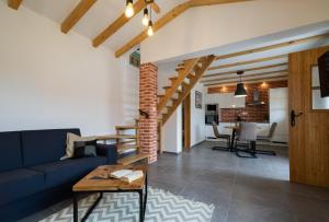 Posezení v ubytování Komun Apartments