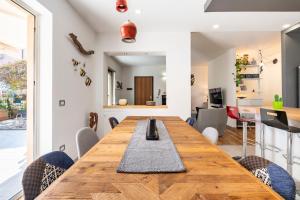 A kitchen or kitchenette at Family House