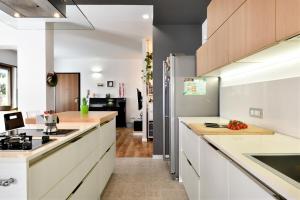 A kitchen or kitchenette at Family House