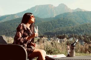 コシチェリスコにあるDomki Karpielówka Luxury Chaletのギャラリーの写真