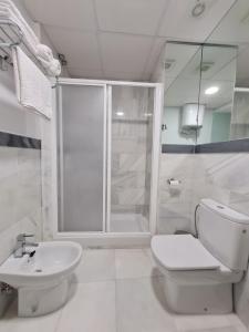 Un baño de DreamsApt Sierpes
