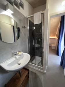 Koupelna v ubytování Il Giramondo Suite&Room self check-in