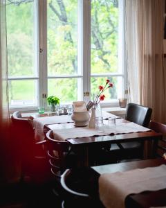 Restoran atau tempat lain untuk makan di Hjalmar’s Hotel
