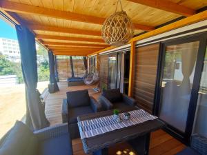 Posezení v ubytování Mobile Home Agava 2