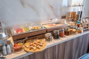 Comida no apart-hotel ou em algum lugar perto