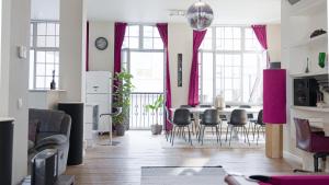 Fotografie z fotogalerie ubytování DUPLEX STYLE NEW-YORKAIS ! v Bruselu