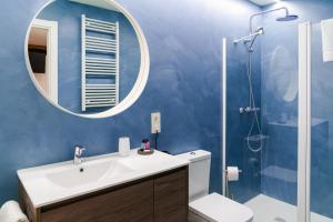 A bathroom at 3Kabi