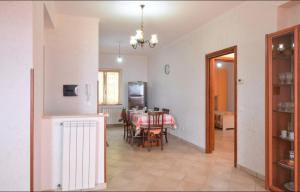 Fotografia z galérie ubytovania Confortevole e Spazioso Appartamento 100mq a Falerna con Vista Panoramica sul Golfo con Free WiFi e Smart Tv v destinácii Falerna