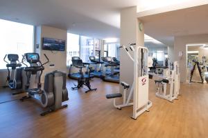 Fitness centrum a/nebo fitness zařízení v ubytování The Clyde Hotel