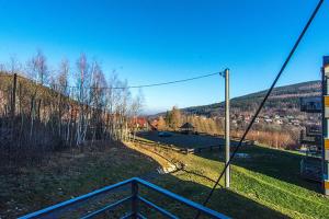 Nespecifikovaný výhled na hory nebo výhled na hory při pohledu z apartmánu