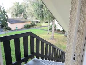 Balcony o terrace sa Appartement au lac du chateau