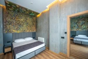Postel nebo postele na pokoji v ubytování Continental Airport Hotel