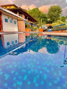 Gallery image of Castillo de Cascadas Finca Hotel in Salamina