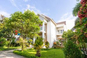 Zahrada ubytování Chi Thanh Villa