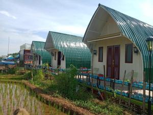 Afbeelding uit fotogalerij van Limerr Resto Resort in Sangkanurip