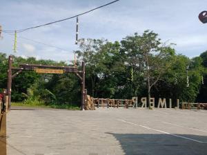 Afbeelding uit fotogalerij van Limerr Resto Resort in Sangkanurip +10 foto's