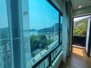 Gallery image of DUNG LAI HOTEL 173 in Cat Ba