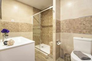 Łazienka w obiekcie Cerca de Picasso y la Merced, Apartamento renovado