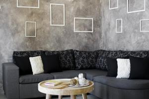 Posezení v ubytování PITHOS MODERN APARTMENTS