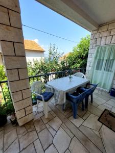 Balkón alebo terasa v ubytovaní Spacious apartment Ita - near beach (terrace, sea view)