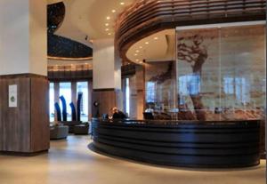 The lobby or reception area at Hotel Dreams del Estrecho