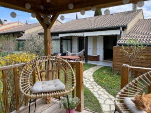 Zahrada ubytování Maison avec jardin Crest + 37 fotografií