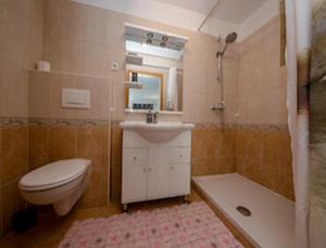 Koupelna v ubytování Apartments & Rooms Green Bay