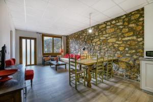 A kitchen or kitchenette at Apartamento Bajo 3