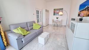 Część wypoczynkowa w obiekcie Slyline 40 Lujoso apartamento de 1 dormitorio - Muy soleado