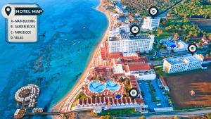 - une carte de la plage de waikiki waikiki dans l'établissement Salamis Bay Conti Hotel Resort & SPA & Casino, à Famagouste